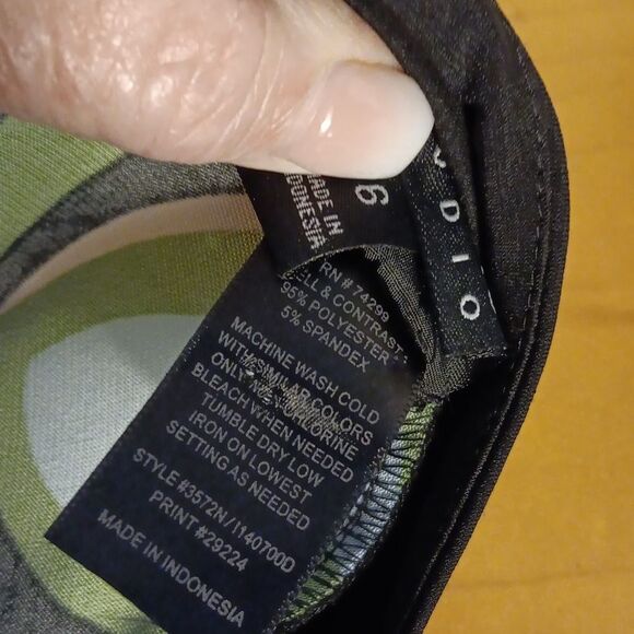 Enfocus Studio Colorful Sleeveless Dress - Picture 5 of 6